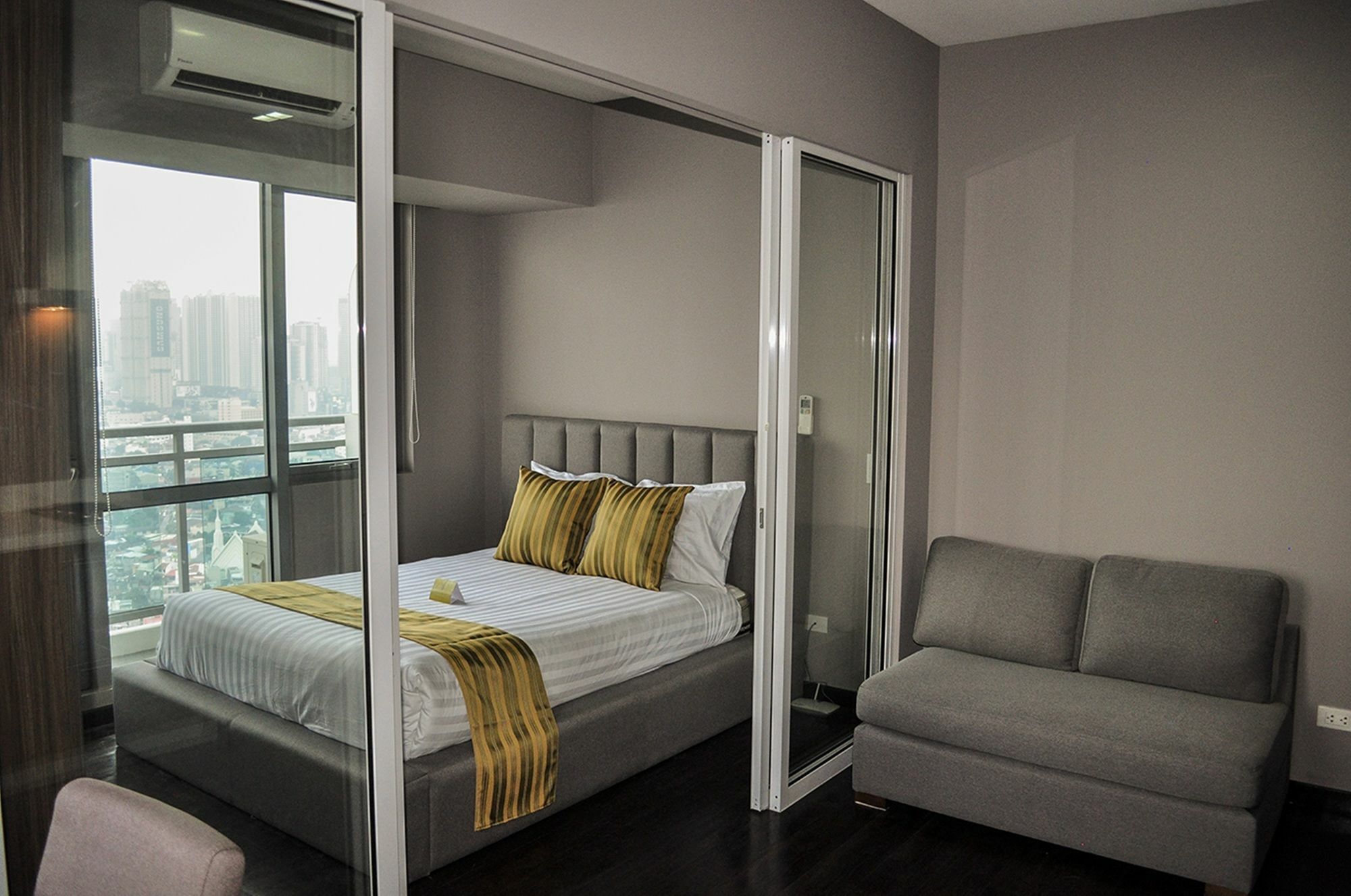 ماندالويونغ Siglo Suites @ The Acqua Private Residences المظهر الخارجي الصورة